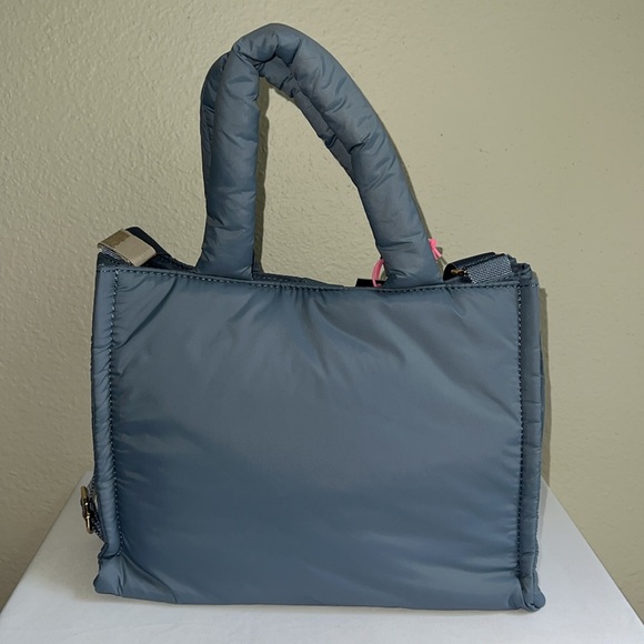 Like Dreams Nylon Puffer Tote Bag. - Picture 4 of 11